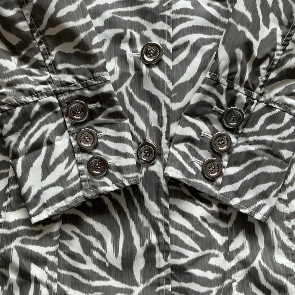 Guess Gray Zebra Print Trench Rain Coat Jacket Large - no belt - Picture 7 of 15